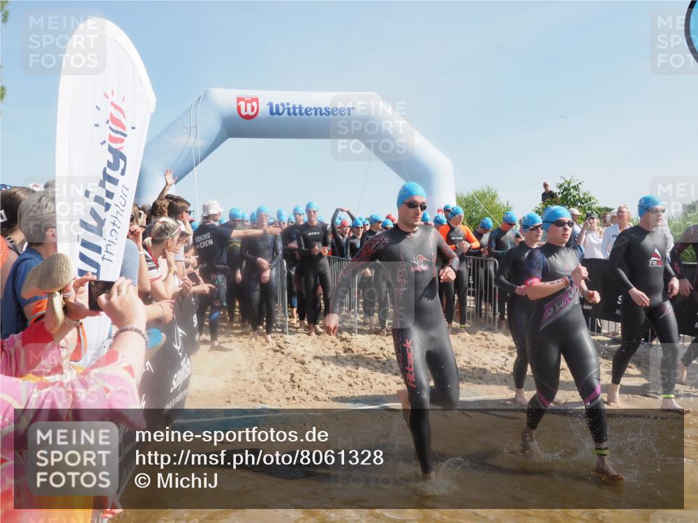 22.06.2025 - Viking Triathlon MichiJ http://msf.ph/oto/8061328 22.06.2025 10:06:42 Schwimmen 44, 74, 93, 109, 159, 165, 205, 217, 219, 257, 282, 358, 376, 501, 625 meine-sportfotos.de