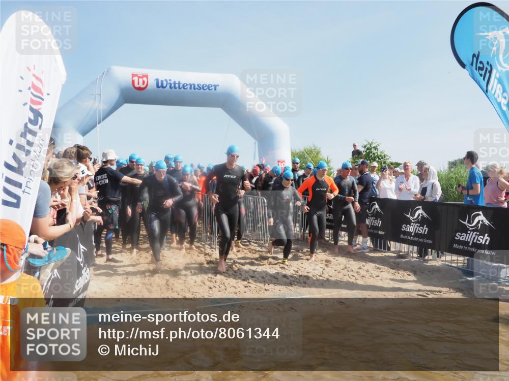 22.06.2025 - Viking Triathlon MichiJ http://msf.ph/oto/8061344 22.06.2025 10:06:46 Schwimmen 44, 66, 74, 159, 165, 217, 219, 257, 282, 290, 318, 337, 501, 525, 625 meine-sportfotos.de