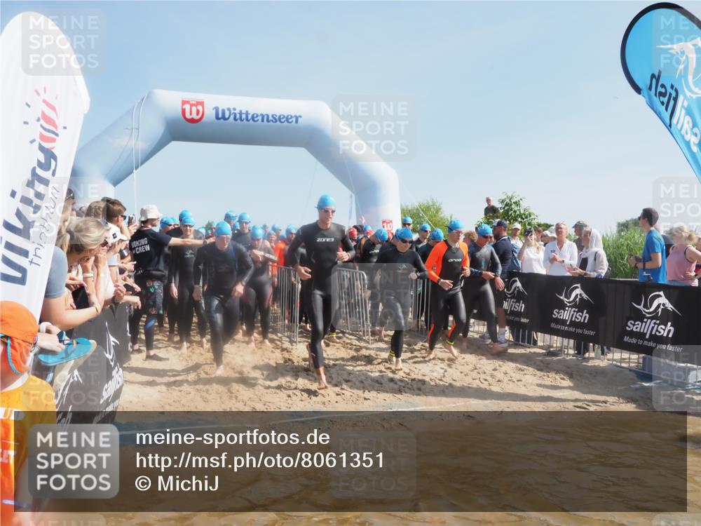 22.06.2025 - Viking Triathlon MichiJ http://msf.ph/oto/8061351 22.06.2025 10:06:46 Schwimmen 44, 66, 74, 159, 165, 217, 219, 257, 282, 290, 318, 337, 501, 525, 625 meine-sportfotos.de