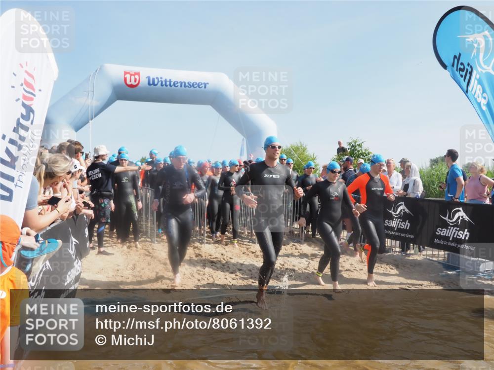 22.06.2025 - Viking Triathlon MichiJ http://msf.ph/oto/8061392 22.06.2025 10:06:47 Schwimmen 44, 66, 74, 159, 165, 217, 219, 257, 282, 290, 318, 337, 501, 525, 625 meine-sportfotos.de