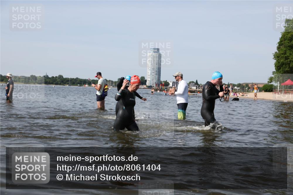 22.06.2025 - Viking Triathlon Michael Strokosch http://msf.ph/oto/8061404 22.06.2025 10:46:04 Schwimmen 144, 217, 342, 372, 468, 525, 615, 621, 633, 647 meine-sportfotos.de