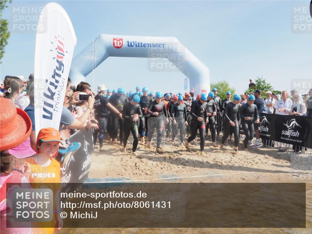 22.06.2025 - Viking Triathlon MichiJ http://msf.ph/oto/8061431 22.06.2025 10:06:51 Schwimmen 66, 165, 183, 217, 257, 282, 290, 318, 321, 337, 468, 479, 501, 525, 533 meine-sportfotos.de