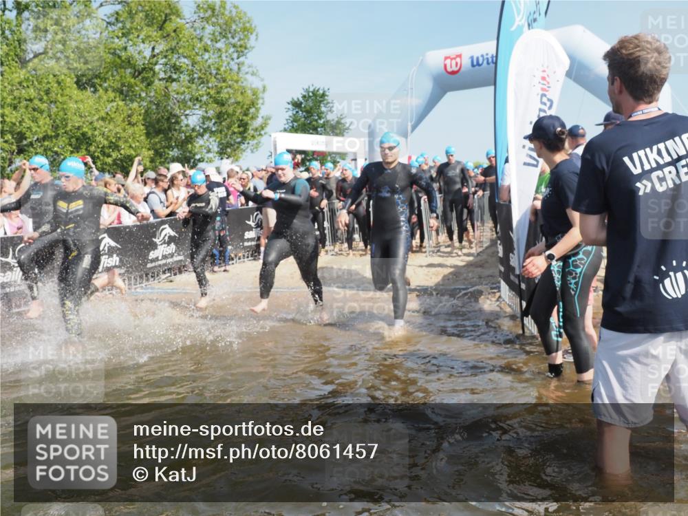 22.06.2025 - Viking Triathlon KatJ http://msf.ph/oto/8061457 22.06.2025 10:00:58 Schwimmen 12, 50, 63, 90, 113, 124, 132, 236, 243, 258, 300, 301, 347, 350, 352, 384, 458, 652, 658 meine-sportfotos.de