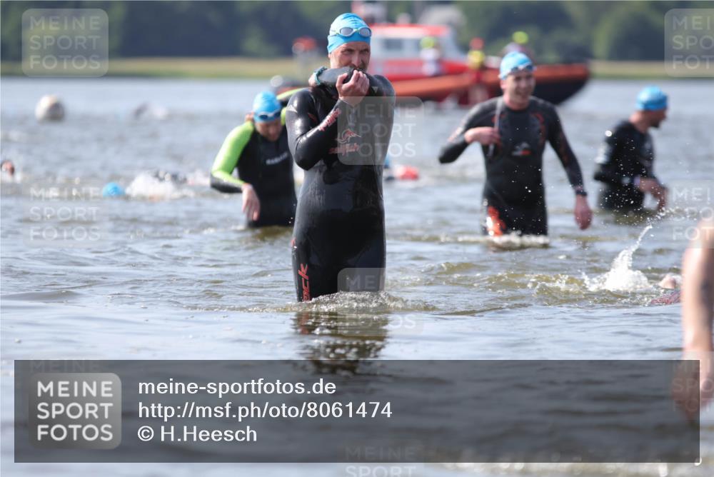 22.06.2025 - Viking Triathlon H.Heesch http://msf.ph/oto/8061474 22.06.2025 10:41:07 Schwimmen 94, 153, 314, 389, 496, 631 meine-sportfotos.de