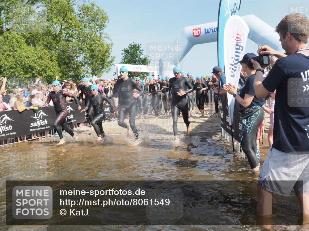 22.06.2025 - Viking Triathlon KatJ http://msf.ph/oto/8061549 22.06.2025 10:01:02 Schwimmen 12, 50, 63, 90, 113, 124, 236, 243, 294, 300, 347, 350, 384, 458, 658 meine-sportfotos.de