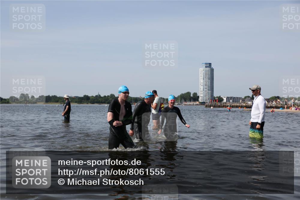 22.06.2025 - Viking Triathlon Michael Strokosch http://msf.ph/oto/8061555 22.06.2025 10:46:34 Schwimmen 60, 143, 206, 333, 479 meine-sportfotos.de