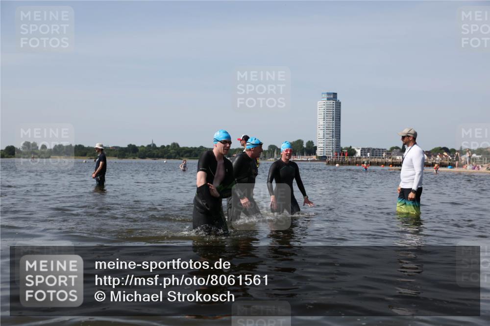 22.06.2025 - Viking Triathlon Michael Strokosch http://msf.ph/oto/8061561 22.06.2025 10:46:34 Schwimmen 60, 143, 206, 333, 479 meine-sportfotos.de
