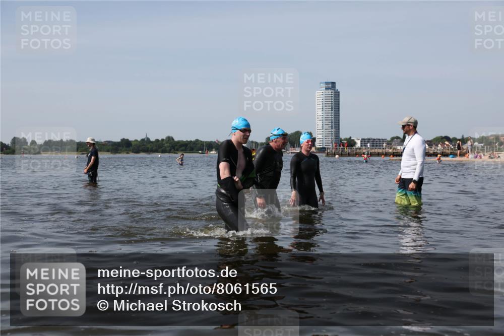 22.06.2025 - Viking Triathlon Michael Strokosch http://msf.ph/oto/8061565 22.06.2025 10:46:35 Schwimmen 60, 143, 206, 333, 479 meine-sportfotos.de