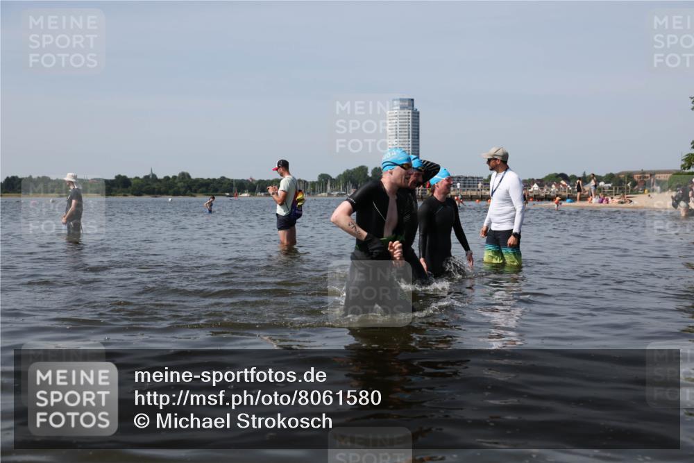 22.06.2025 - Viking Triathlon Michael Strokosch http://msf.ph/oto/8061580 22.06.2025 10:46:36 Schwimmen 60, 143, 206, 333, 479 meine-sportfotos.de
