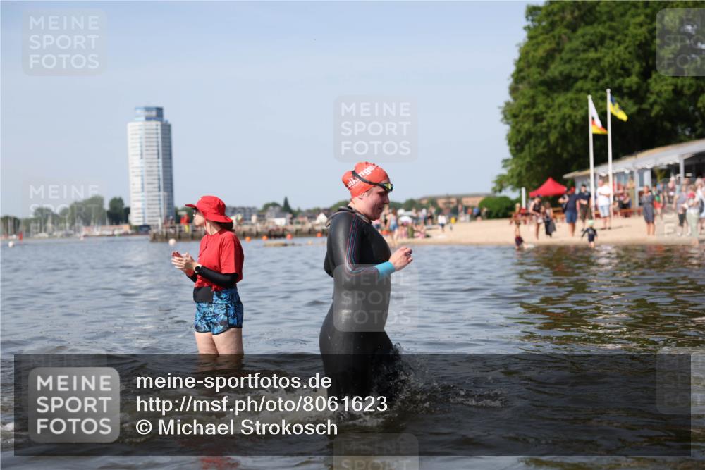 22.06.2025 - Viking Triathlon Michael Strokosch http://msf.ph/oto/8061623 22.06.2025 10:26:03 Schwimmen 9, 49, 617, 642 meine-sportfotos.de