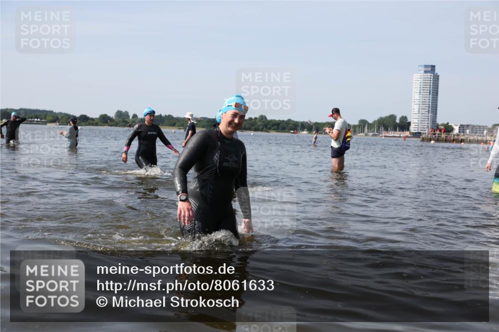 22.06.2025 - Viking Triathlon Michael Strokosch http://msf.ph/oto/8061633 22.06.2025 10:46:40 Schwimmen 60, 143, 206, 333, 479, 498, 515 meine-sportfotos.de
