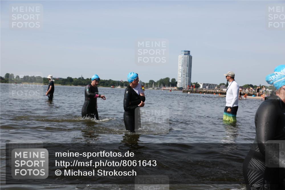 22.06.2025 - Viking Triathlon Michael Strokosch http://msf.ph/oto/8061643 22.06.2025 10:46:43 Schwimmen 143, 206, 333, 479, 498, 515 meine-sportfotos.de