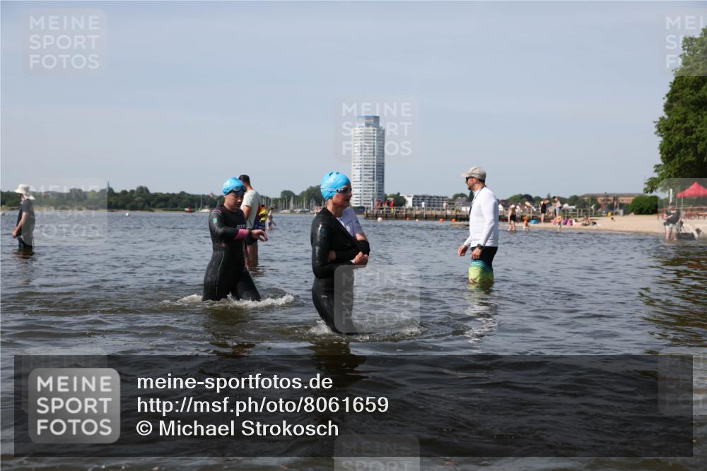 22.06.2025 - Viking Triathlon Michael Strokosch http://msf.ph/oto/8061659 22.06.2025 10:46:44 Schwimmen 143, 206, 333, 479, 498, 515 meine-sportfotos.de
