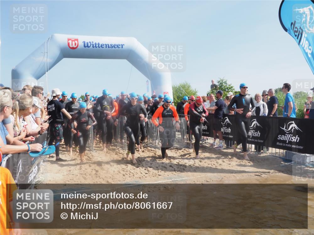 22.06.2025 - Viking Triathlon MichiJ http://msf.ph/oto/8061667 22.06.2025 10:07:06 Schwimmen 64, 123, 190, 244, 328, 369, 402, 431, 467, 494, 498, 519, 607, 631, 649 meine-sportfotos.de