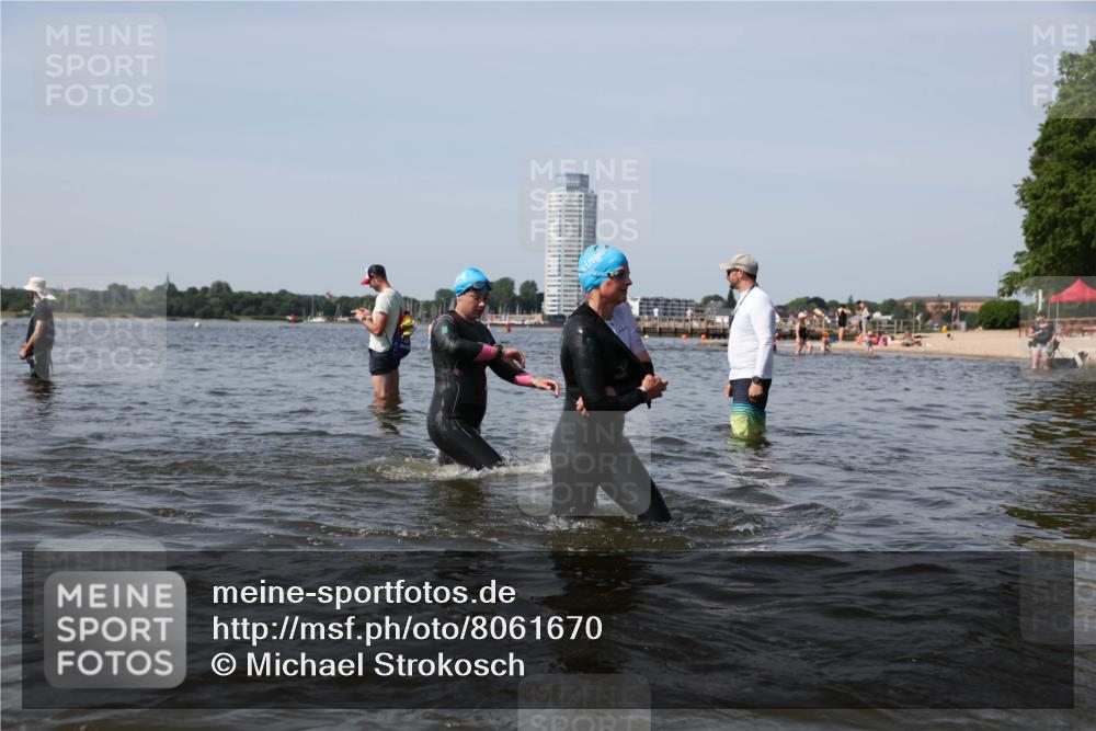 22.06.2025 - Viking Triathlon Michael Strokosch http://msf.ph/oto/8061670 22.06.2025 10:46:44 Schwimmen 143, 206, 333, 479, 498, 515 meine-sportfotos.de