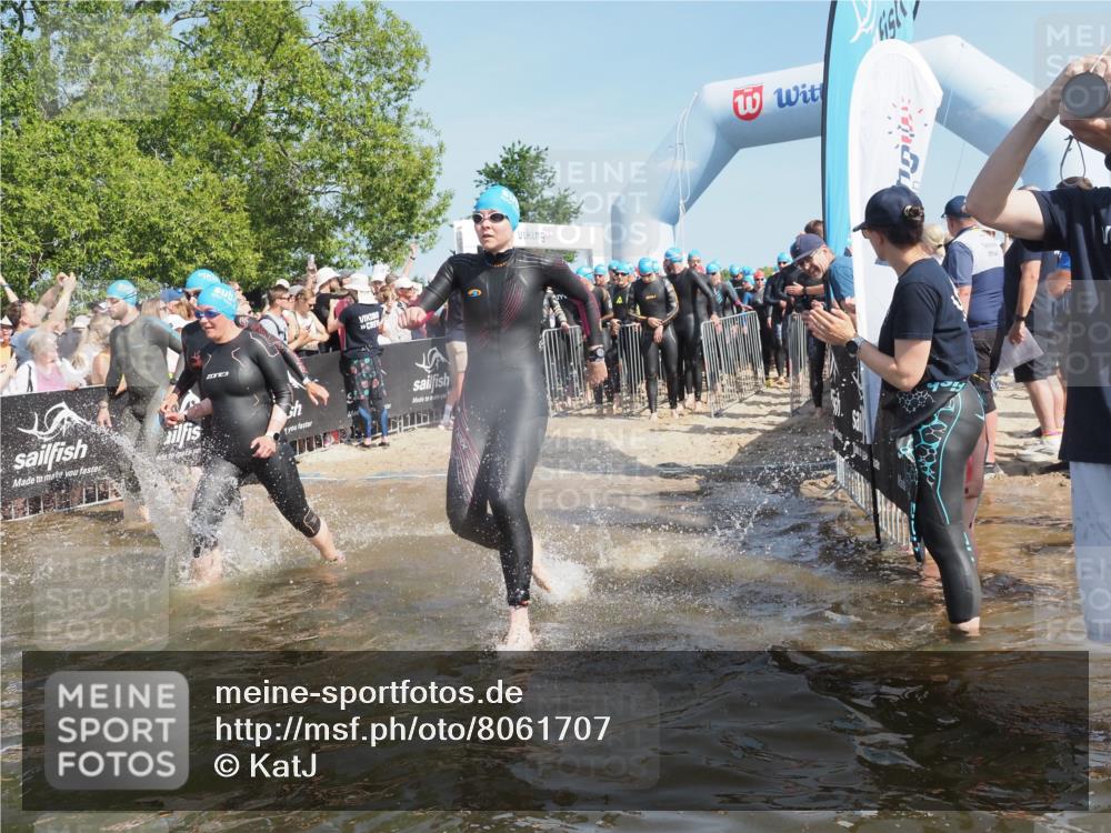 22.06.2025 - Viking Triathlon KatJ http://msf.ph/oto/8061707 22.06.2025 10:01:09 Schwimmen 12, 53, 63, 131, 147, 173, 214, 294, 330, 341, 350, 443, 444, 458, 488 meine-sportfotos.de