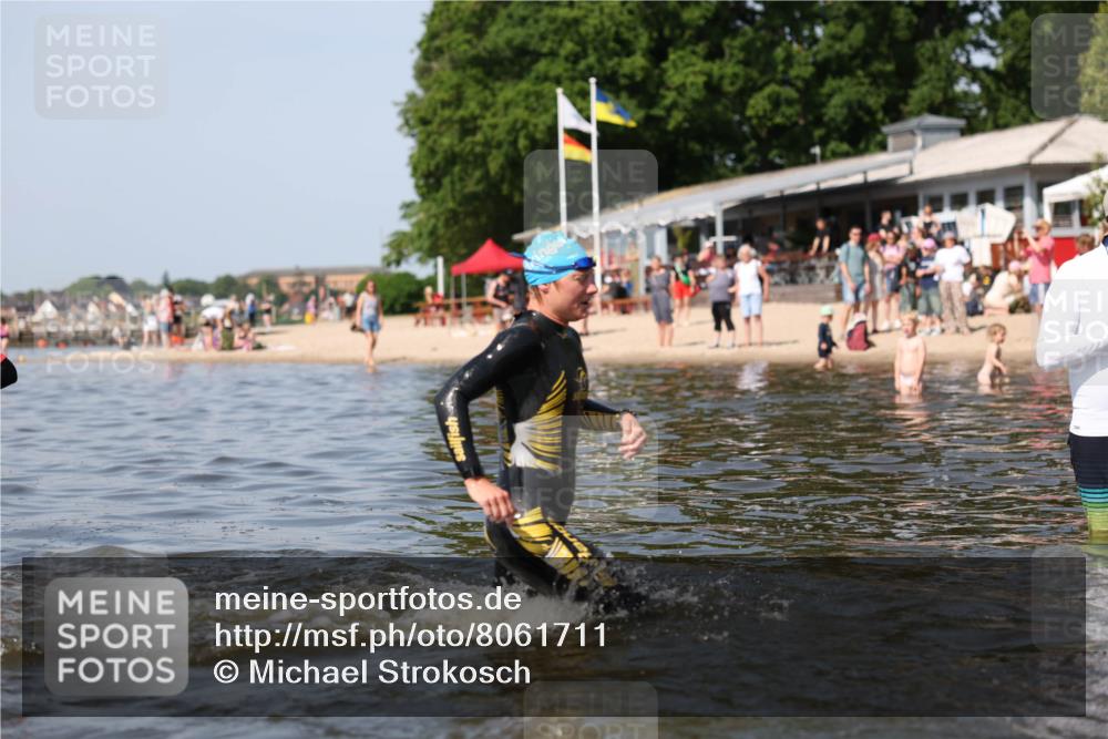 22.06.2025 - Viking Triathlon Michael Strokosch http://msf.ph/oto/8061711 22.06.2025 10:26:14 Schwimmen 9, 526, 617 meine-sportfotos.de