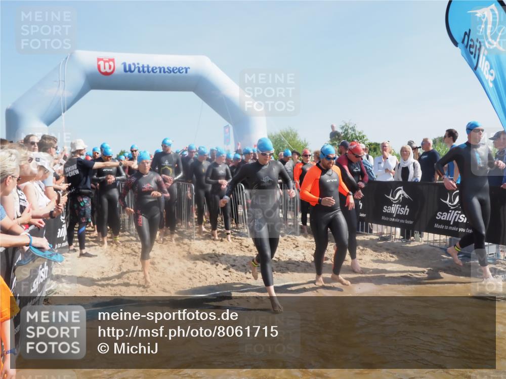 22.06.2025 - Viking Triathlon MichiJ http://msf.ph/oto/8061715 22.06.2025 10:07:07 Schwimmen 64, 123, 190, 244, 328, 369, 402, 431, 467, 494, 498, 519, 607, 631, 649 meine-sportfotos.de