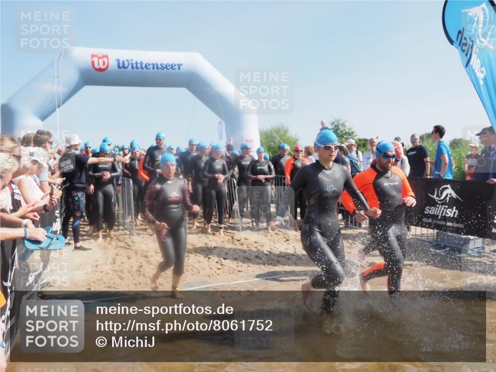 22.06.2025 - Viking Triathlon MichiJ http://msf.ph/oto/8061752 22.06.2025 10:07:07 Schwimmen 64, 123, 190, 244, 328, 369, 402, 431, 467, 494, 498, 519, 607, 631, 649 meine-sportfotos.de