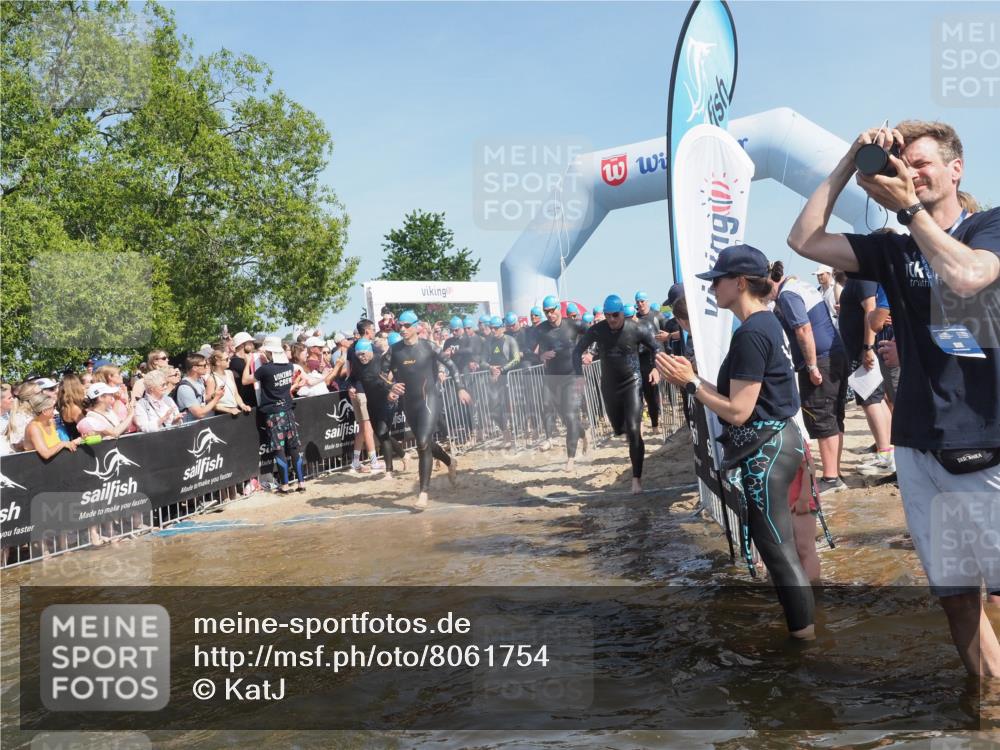 22.06.2025 - Viking Triathlon KatJ http://msf.ph/oto/8061754 22.06.2025 10:01:12 Schwimmen 12, 53, 63, 131, 147, 173, 214, 294, 330, 341, 350, 443, 444, 458, 488 meine-sportfotos.de