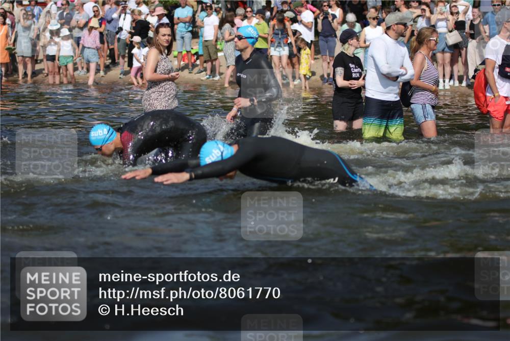 22.06.2025 - Viking Triathlon H.Heesch http://msf.ph/oto/8061770 22.06.2025 10:04:28 Schwimmen 115, 146, 195, 209, 238, 239, 253, 335, 375, 377, 408, 419, 447, 457, 506, 629, 662 meine-sportfotos.de