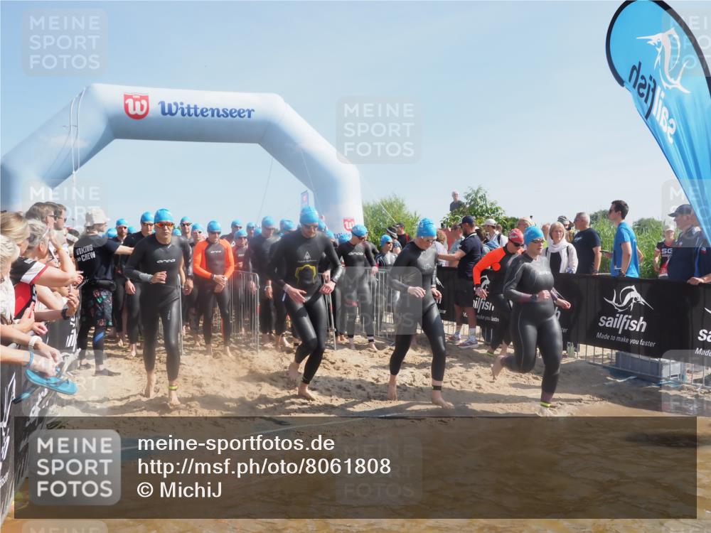 22.06.2025 - Viking Triathlon MichiJ http://msf.ph/oto/8061808 22.06.2025 10:07:11 Schwimmen 64, 123, 190, 201, 202, 223, 328, 402, 431, 463, 519, 607, 631, 637, 649 meine-sportfotos.de