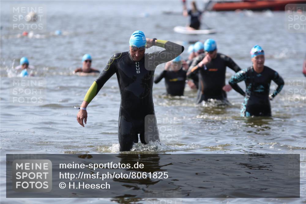 22.06.2025 - Viking Triathlon H.Heesch http://msf.ph/oto/8061825 22.06.2025 10:42:49 Schwimmen 66, 128, 133, 171, 186, 240, 282, 309, 369, 441, 450, 624 meine-sportfotos.de
