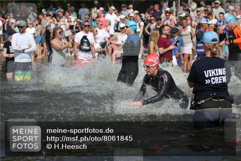 22.06.2025 - Viking Triathlon H.Heesch http://msf.ph/oto/8061845 22.06.2025 10:04:35 Schwimmen 55, 85, 146, 238, 245, 327, 375, 428, 457, 482, 506, 514, 550, 629, 662 meine-sportfotos.de
