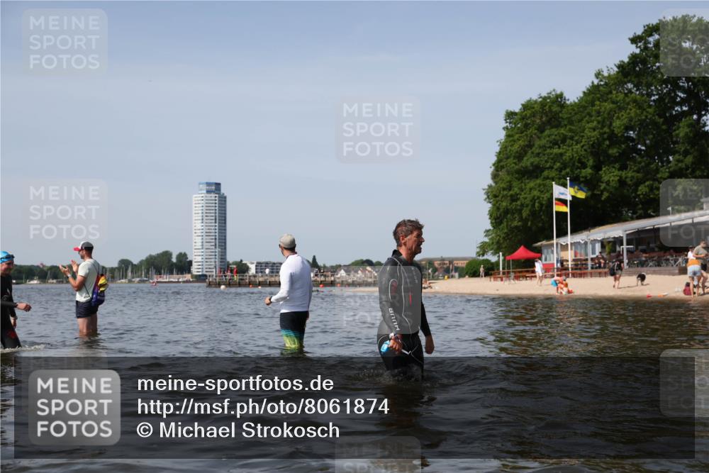 22.06.2025 - Viking Triathlon Michael Strokosch http://msf.ph/oto/8061874 22.06.2025 10:47:31 Schwimmen 23, 71, 76, 183, 261, 267, 547, 606 meine-sportfotos.de