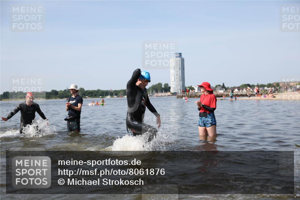 22.06.2025 - Viking Triathlon Michael Strokosch http://msf.ph/oto/8061876 22.06.2025 10:27:02 Schwimmen 52, 81, 145, 288, 623, 661 meine-sportfotos.de