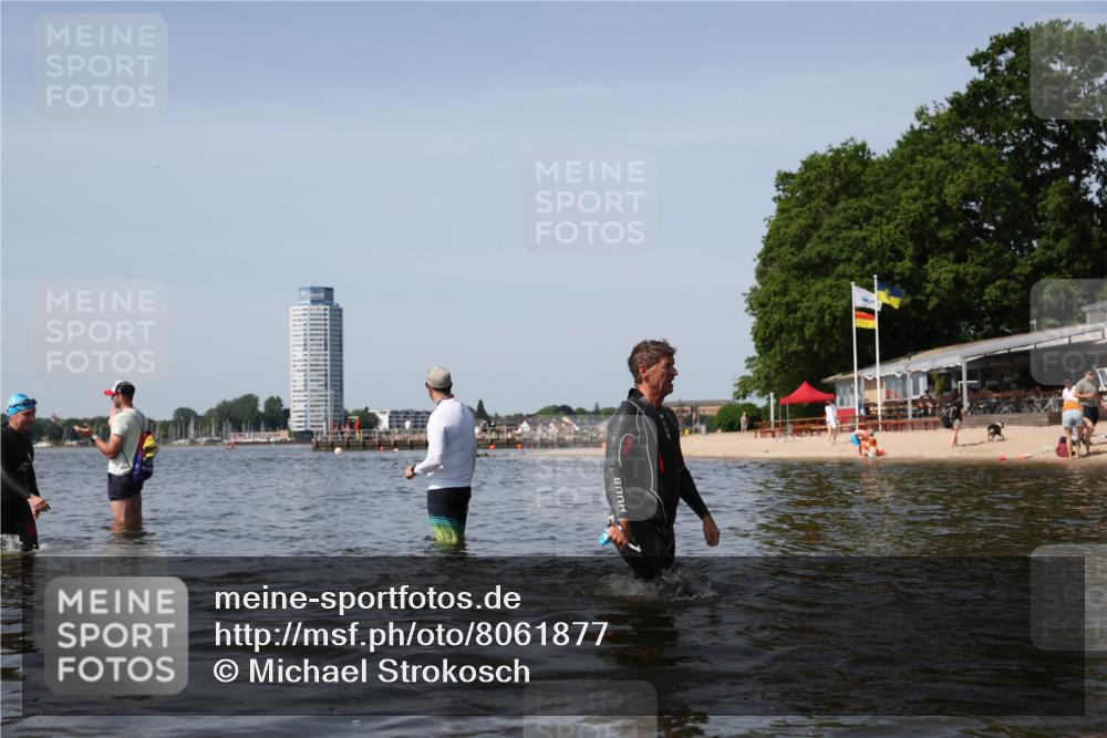 22.06.2025 - Viking Triathlon Michael Strokosch http://msf.ph/oto/8061877 22.06.2025 10:47:31 Schwimmen 23, 71, 76, 183, 261, 267, 547, 606 meine-sportfotos.de