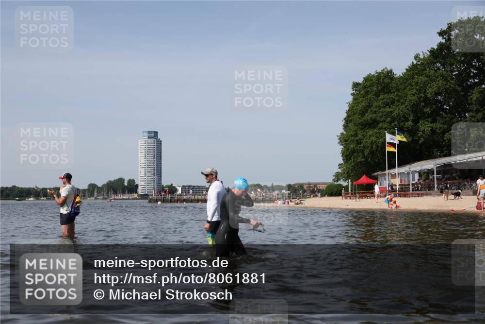 22.06.2025 - Viking Triathlon Michael Strokosch http://msf.ph/oto/8061881 22.06.2025 10:47:34 Schwimmen 23, 71, 183, 261, 547, 606 meine-sportfotos.de