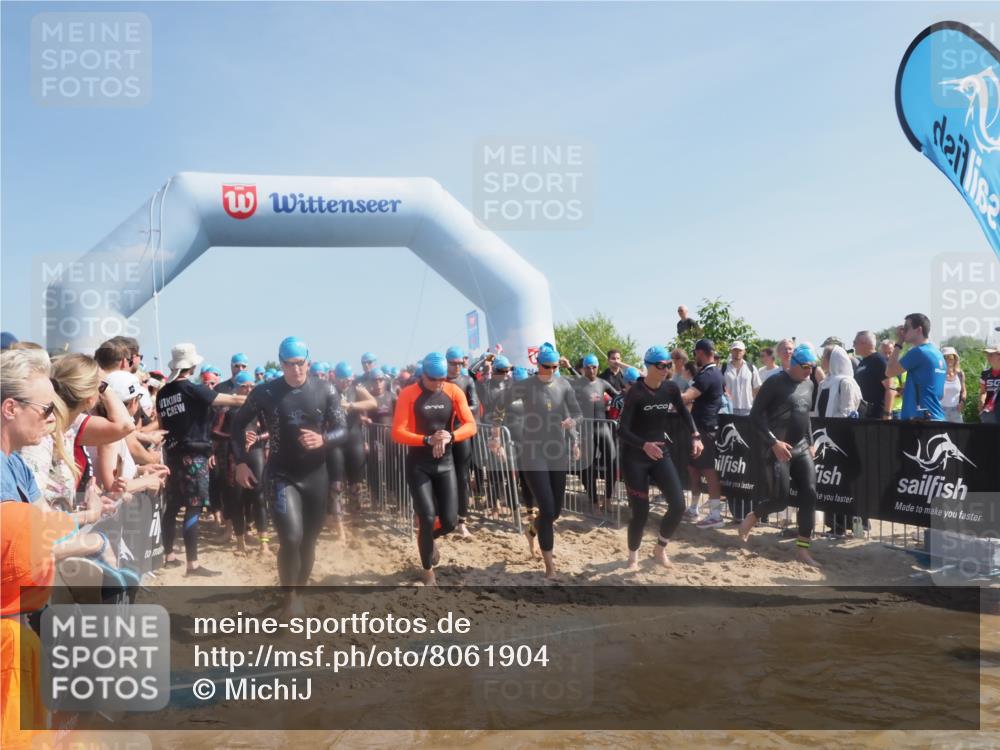 22.06.2025 - Viking Triathlon MichiJ http://msf.ph/oto/8061904 22.06.2025 10:07:15 Schwimmen 123, 190, 201, 202, 223, 267, 273, 326, 333, 402, 425, 463, 519, 607, 637 meine-sportfotos.de