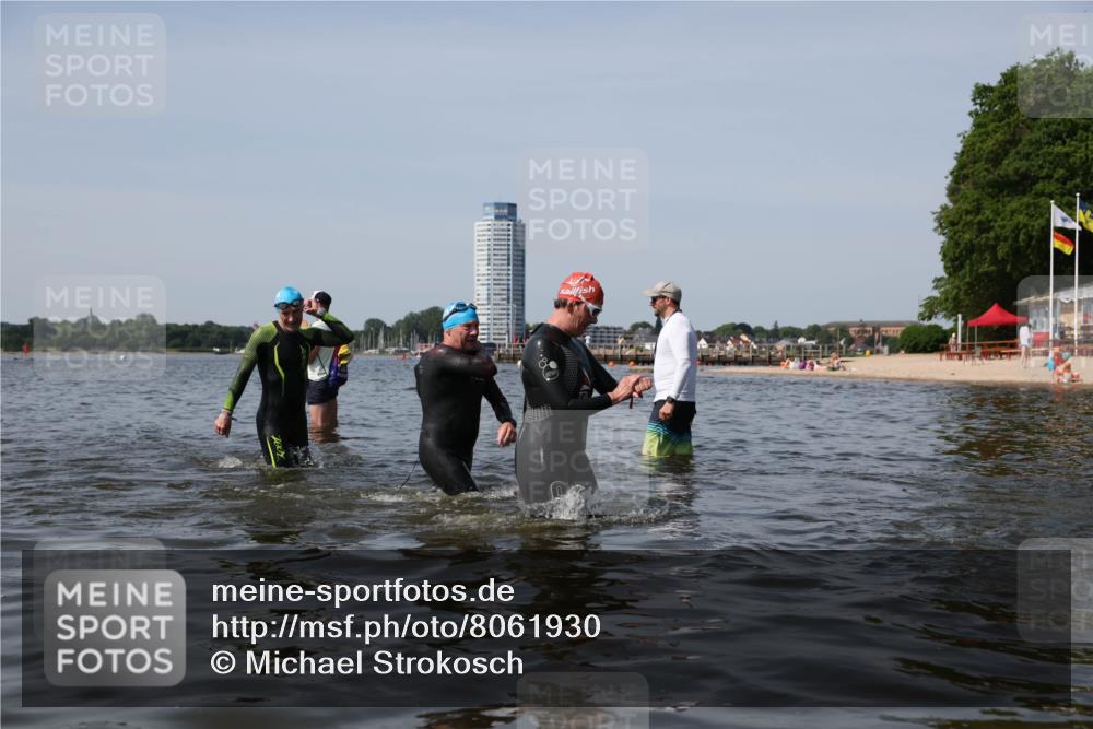 22.06.2025 - Viking Triathlon Michael Strokosch http://msf.ph/oto/8061930 22.06.2025 10:47:38 Schwimmen 23, 71, 84, 183, 261, 452, 606 meine-sportfotos.de