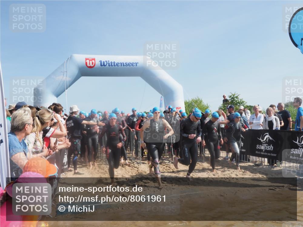 22.06.2025 - Viking Triathlon MichiJ http://msf.ph/oto/8061961 22.06.2025 10:07:20 Schwimmen 155, 201, 202, 223, 256, 267, 273, 326, 333, 343, 421, 425, 463, 531, 637 meine-sportfotos.de