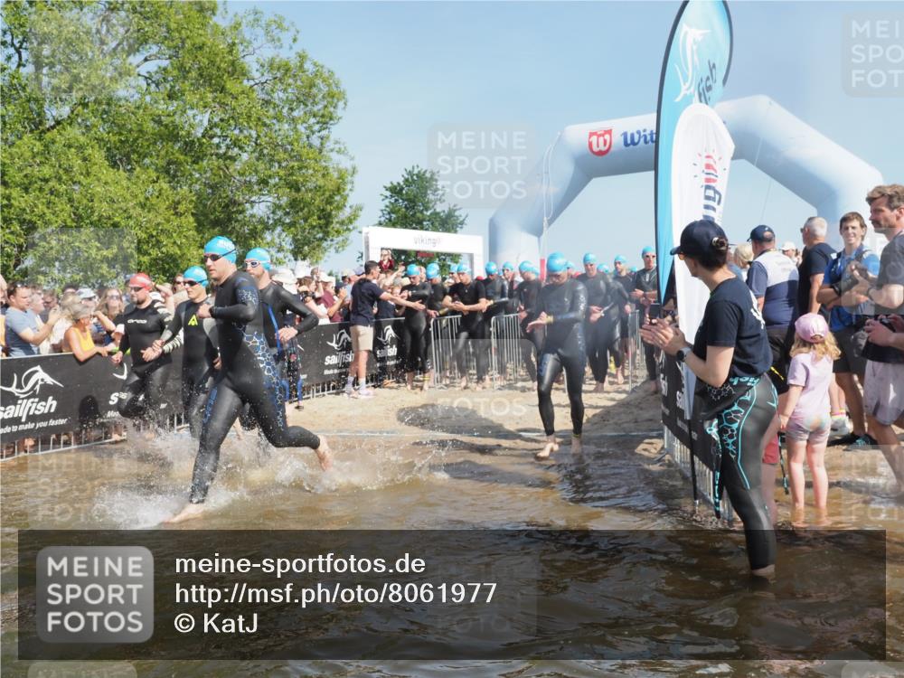22.06.2025 - Viking Triathlon KatJ http://msf.ph/oto/8061977 22.06.2025 10:01:18 Schwimmen 38, 53, 131, 147, 173, 214, 284, 287, 311, 330, 341, 443, 444, 488, 643 meine-sportfotos.de