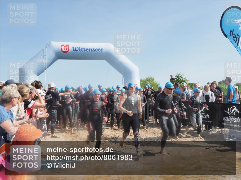 22.06.2025 - Viking Triathlon MichiJ http://msf.ph/oto/8061983 22.06.2025 10:07:20 Schwimmen 155, 201, 202, 223, 256, 267, 273, 326, 333, 343, 421, 425, 463, 531, 637 meine-sportfotos.de