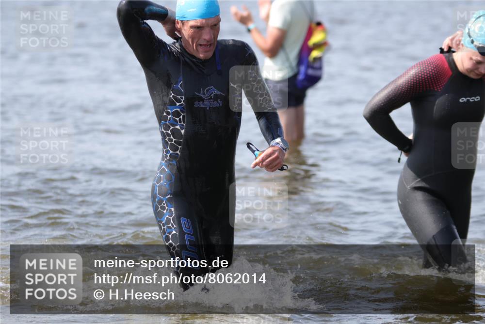 22.06.2025 - Viking Triathlon H.Heesch http://msf.ph/oto/8062014 22.06.2025 10:43:20 Schwimmen 31, 109, 110, 115, 167, 257, 328, 483, 501, 620 meine-sportfotos.de