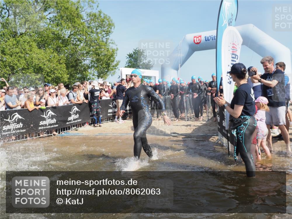 22.06.2025 - Viking Triathlon KatJ http://msf.ph/oto/8062063 22.06.2025 10:01:19 Schwimmen 38, 53, 173, 203, 214, 216, 224, 284, 287, 311, 330, 341, 393, 444, 643 meine-sportfotos.de