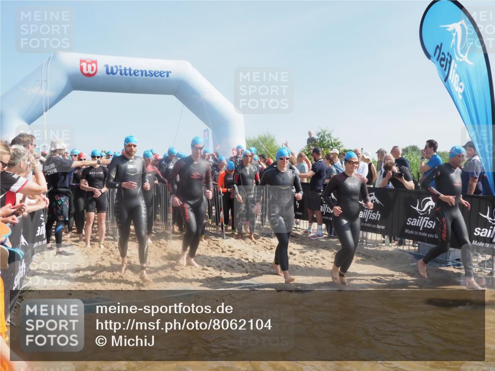 22.06.2025 - Viking Triathlon MichiJ http://msf.ph/oto/8062104 22.06.2025 10:07:26 Schwimmen 155, 213, 235, 256, 267, 273, 317, 326, 333, 342, 343, 353, 421, 425, 531 meine-sportfotos.de