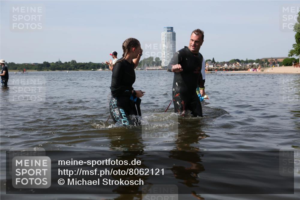 22.06.2025 - Viking Triathlon Michael Strokosch http://msf.ph/oto/8062121 22.06.2025 10:48:11 Schwimmen 37, 364 meine-sportfotos.de