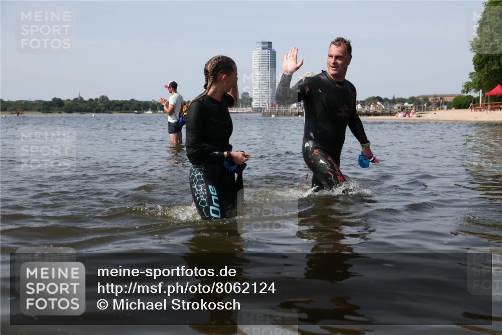 22.06.2025 - Viking Triathlon Michael Strokosch http://msf.ph/oto/8062124 22.06.2025 10:48:11 Schwimmen 37, 364 meine-sportfotos.de