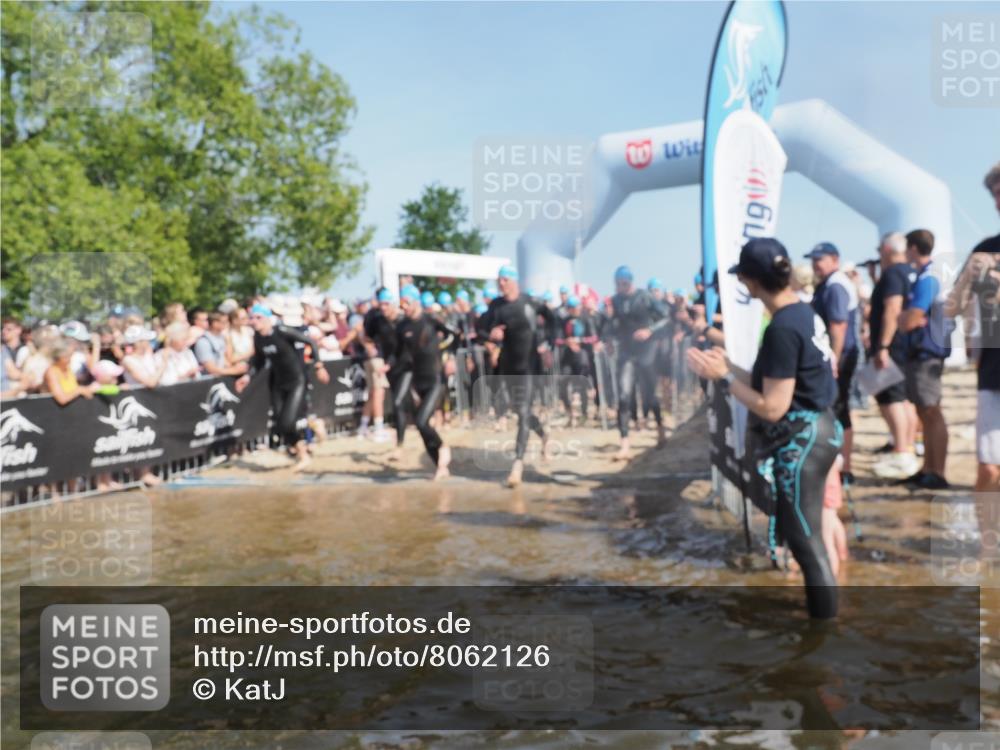 22.06.2025 - Viking Triathlon KatJ http://msf.ph/oto/8062126 22.06.2025 10:01:22 Schwimmen 38, 53, 173, 203, 214, 216, 224, 284, 287, 311, 341, 381, 393, 444, 643 meine-sportfotos.de