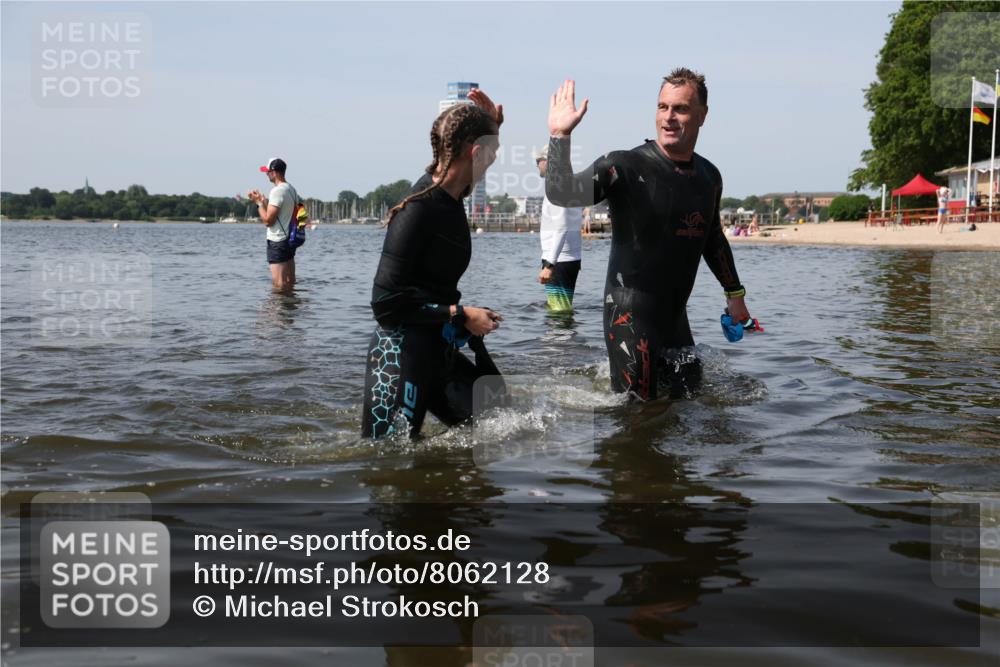 22.06.2025 - Viking Triathlon Michael Strokosch http://msf.ph/oto/8062128 22.06.2025 10:48:12 Schwimmen 37, 364 meine-sportfotos.de