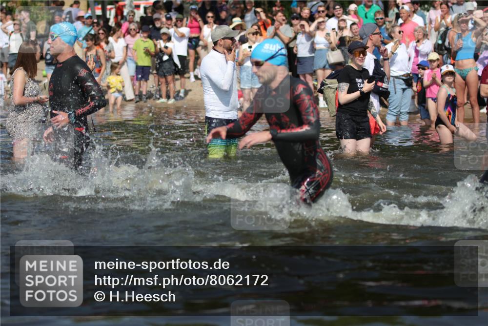 22.06.2025 - Viking Triathlon H.Heesch http://msf.ph/oto/8062172 22.06.2025 10:05:13 Schwimmen 94, 171, 172, 232, 291, 346, 386, 388, 389, 395, 418, 500, 605, 627 meine-sportfotos.de