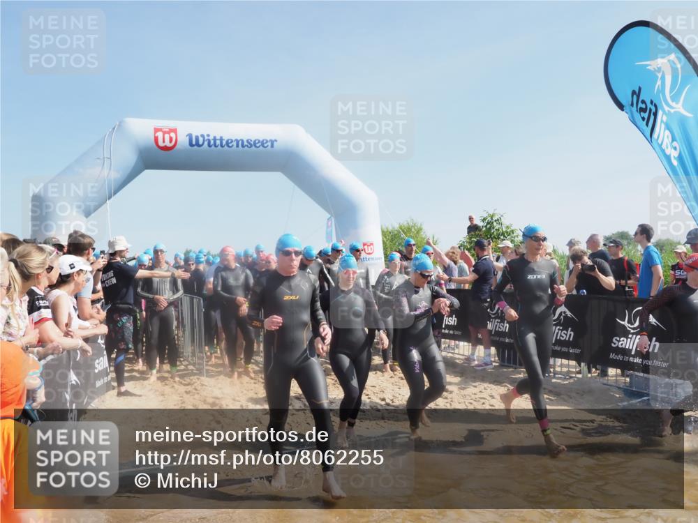 22.06.2025 - Viking Triathlon MichiJ http://msf.ph/oto/8062255 22.06.2025 10:07:37 Schwimmen 23, 121, 143, 213, 235, 270, 285, 317, 342, 353, 363, 436, 476, 484, 547, 615, 621 meine-sportfotos.de