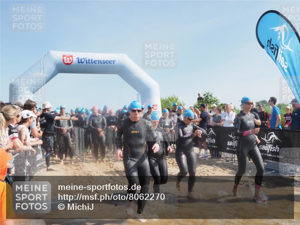 22.06.2025 - Viking Triathlon MichiJ http://msf.ph/oto/8062270 22.06.2025 10:07:37 Schwimmen 23, 121, 143, 213, 235, 270, 285, 317, 342, 353, 363, 436, 476, 484, 547, 615, 621 meine-sportfotos.de