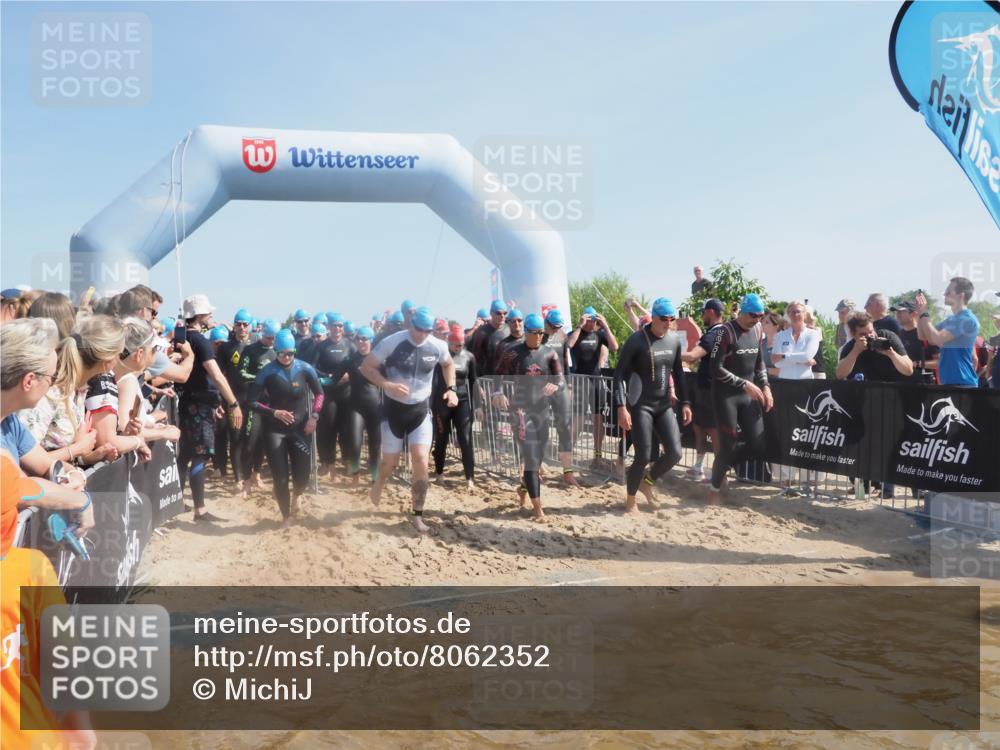 22.06.2025 - Viking Triathlon MichiJ http://msf.ph/oto/8062352 22.06.2025 10:07:45 Schwimmen 16, 76, 95, 102, 143, 263, 363, 372, 436, 453, 477, 503, 547, 615, 621, 624 meine-sportfotos.de