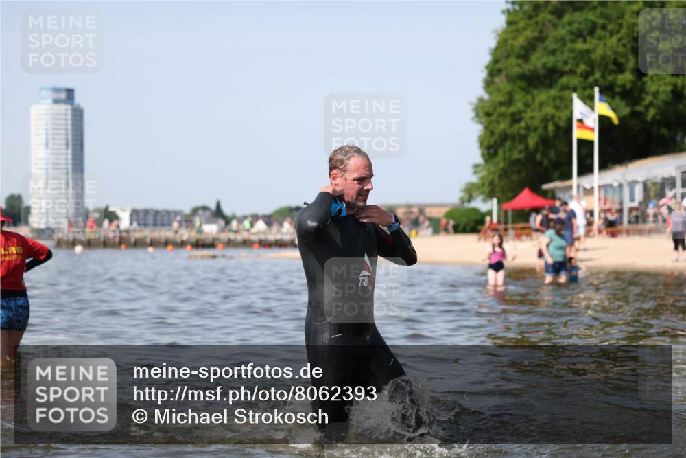 22.06.2025 - Viking Triathlon Michael Strokosch http://msf.ph/oto/8062393 22.06.2025 10:28:10 Schwimmen 14, 178, 367, 401 meine-sportfotos.de