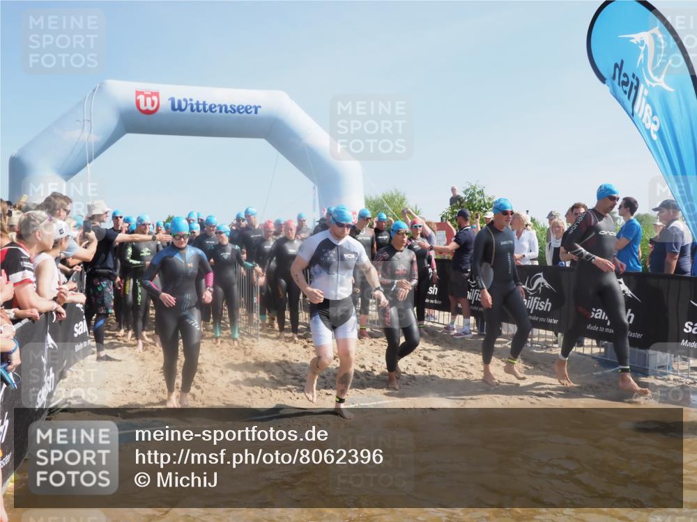 22.06.2025 - Viking Triathlon MichiJ http://msf.ph/oto/8062396 22.06.2025 10:07:46 Schwimmen 16, 76, 95, 102, 143, 263, 363, 372, 436, 453, 477, 503, 547, 621, 624 meine-sportfotos.de